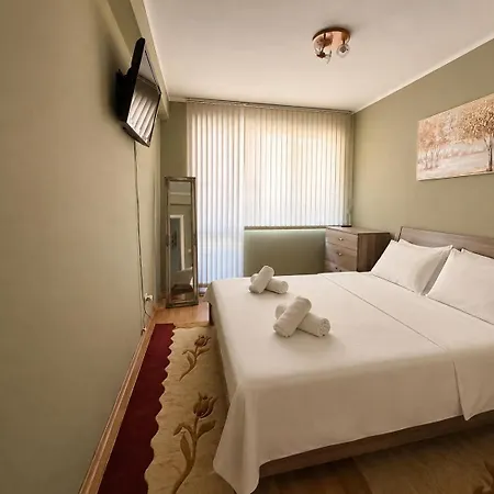 Delux 6 - Location Near River & Fair *